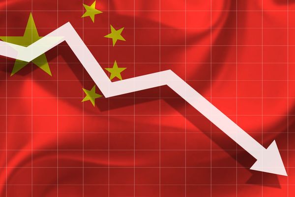 China's negative attitude towards the crypto is reflected in the poor condition of the economy, experts warn